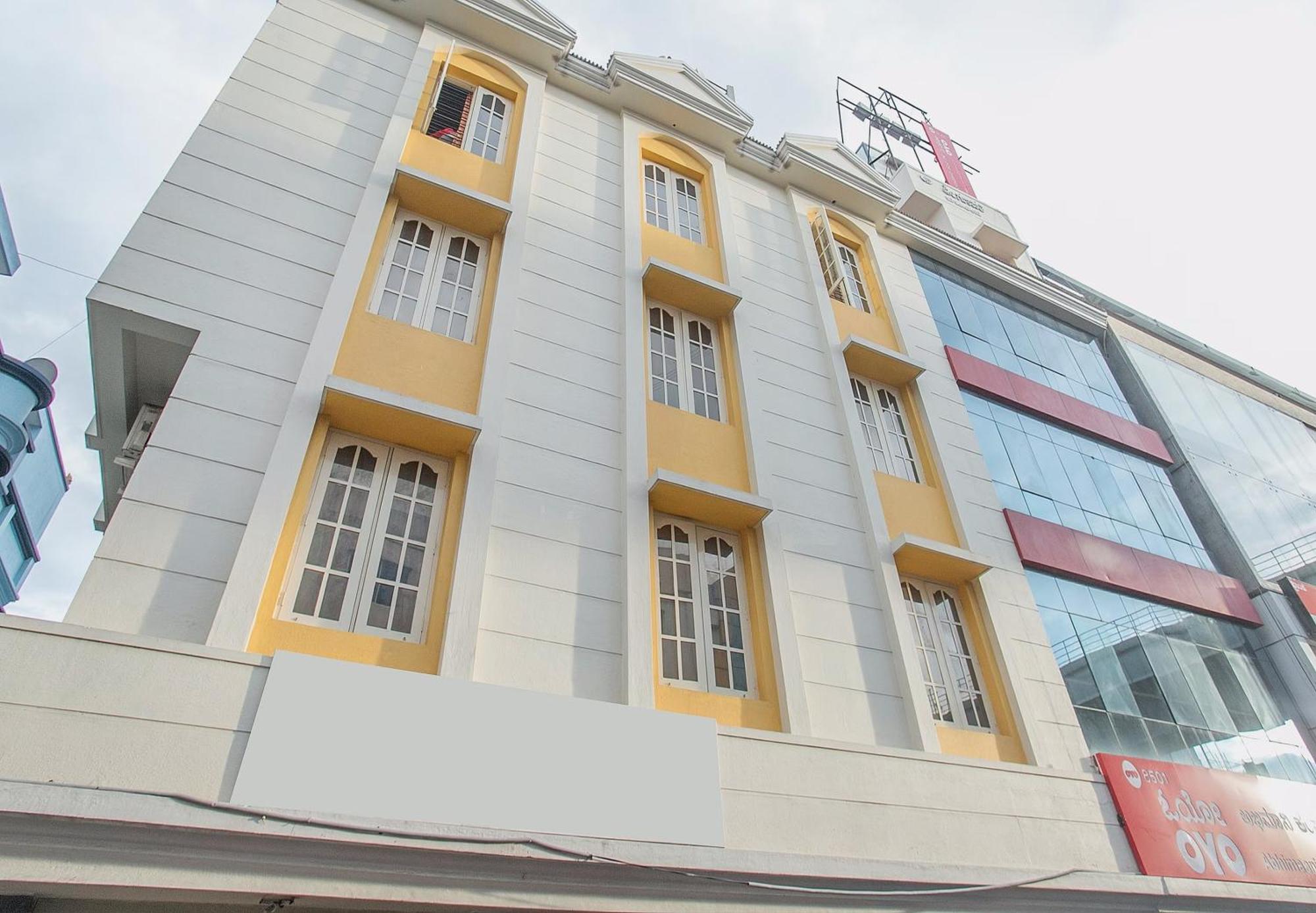 Hotel O Abhimaani Comforts Bangalore Eksteriør bilde